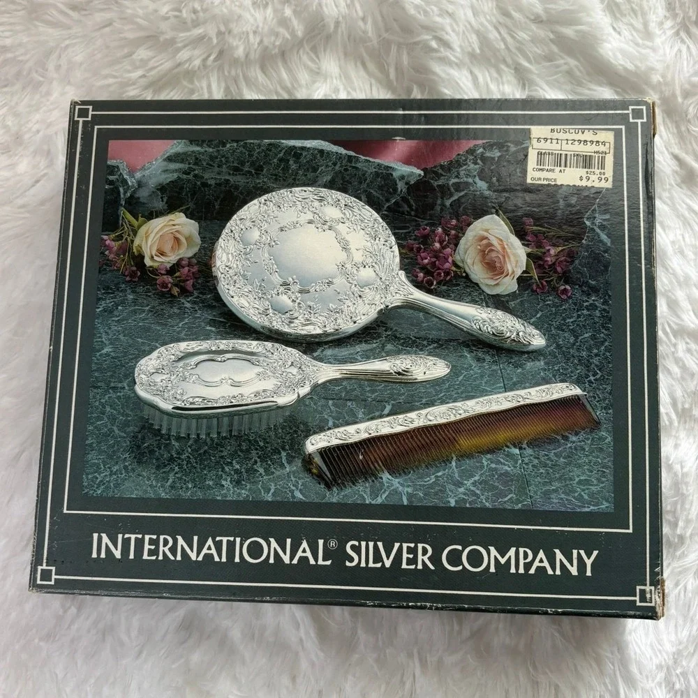 International Silver Co Vintage 3 Piece Silverplated Dresser Set Mirror Brush